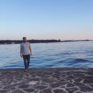 Meet your Posher, Derek